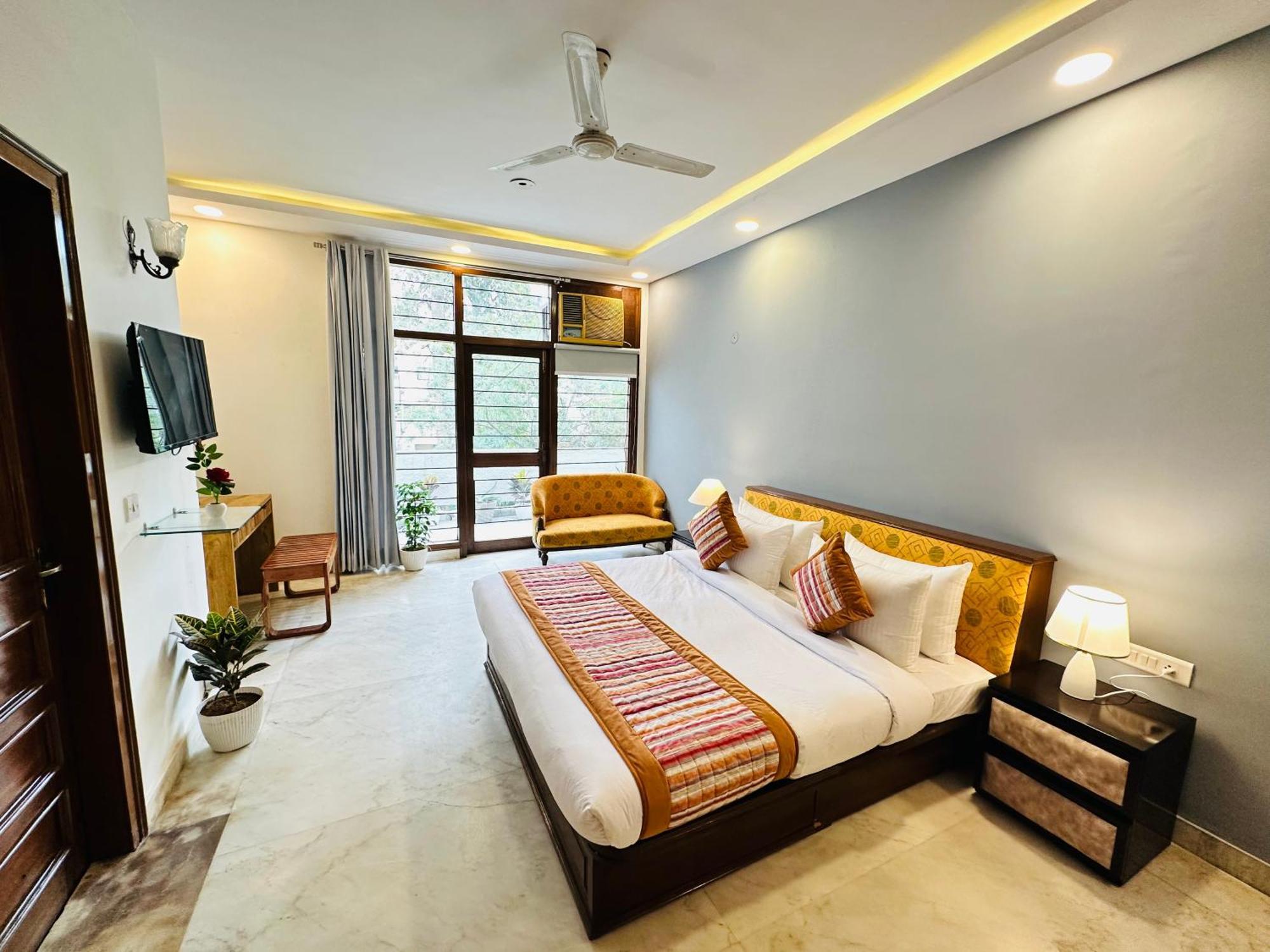 Grove Residency Hauz Khas New Delhi Couple Friendly Hotel ภายนอก รูปภาพ