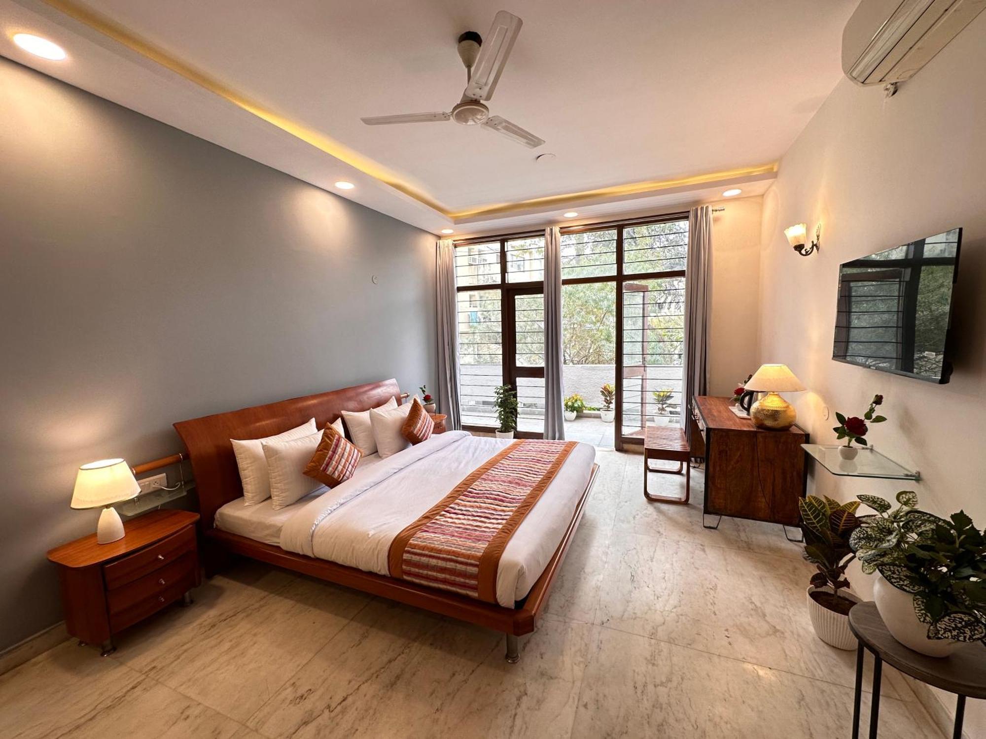 Grove Residency Hauz Khas New Delhi Couple Friendly Hotel ภายนอก รูปภาพ