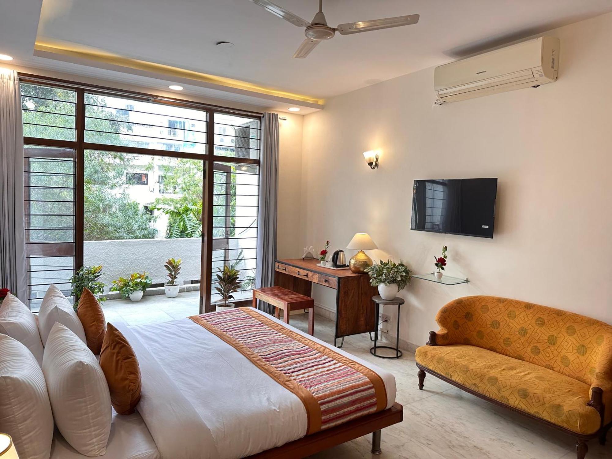 Grove Residency Hauz Khas New Delhi Couple Friendly Hotel ภายนอก รูปภาพ